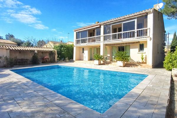 Ouveillan (11590) COUP DE CŒUR – Maison 210 m² – Vue dégagée – Piscine – Terrain arboré