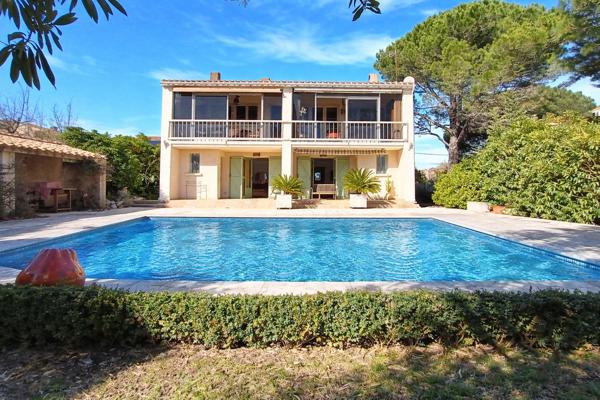 Ouveillan (11590) COUP DE CŒUR – Maison 210 m² – Vue dégagée – Piscine – Terrain arboré