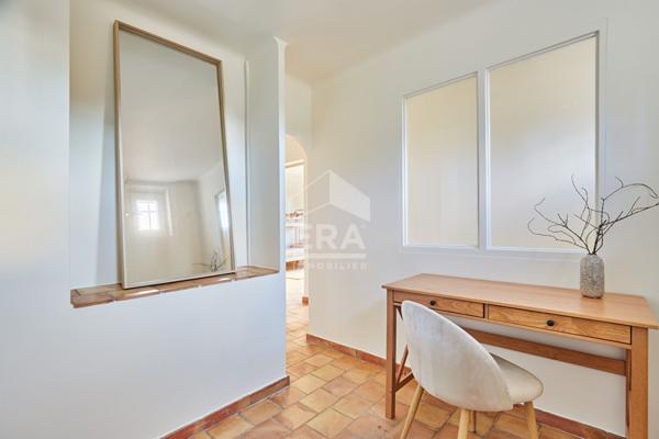 Propriété de caractère avec piscine ? 180 m² ? Cadre idyllique ? À 20 min d'Aix-en-Provence