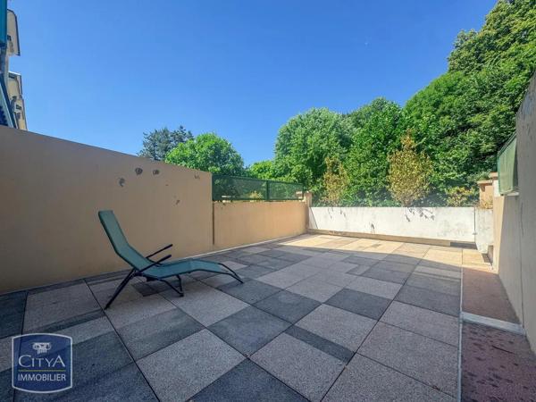 Appartement à louer 3 pièces 75.31m² Charnay-lès-Mâcon (71850)