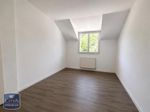 Appartement à louer 3 pièces 75.31m² Charnay-lès-Mâcon (71850)