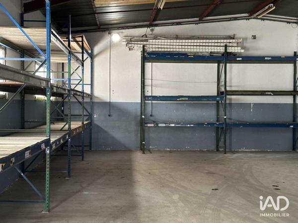 Location hangar 300 m² Vatimont