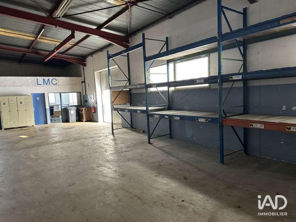 Location hangar 300 m² Vatimont