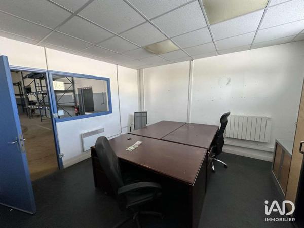 Location hangar 300 m² Vatimont