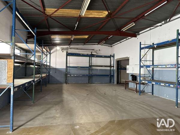 Location hangar 300 m² Vatimont