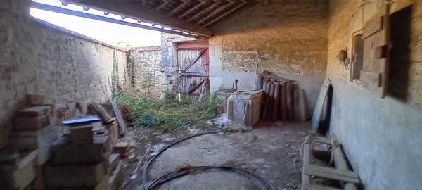 À vendre - Maison ancienne, 3 pièces située à Richelieu (37120)