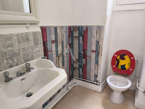 Pau ,proche verdun et centre ville,Local commercial Pau 30.48 m2