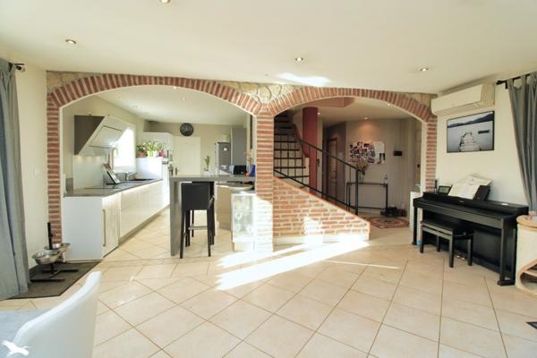 Maison à vendre |  Labarthe-sur-Lèze |  6 pièces | 150 m²