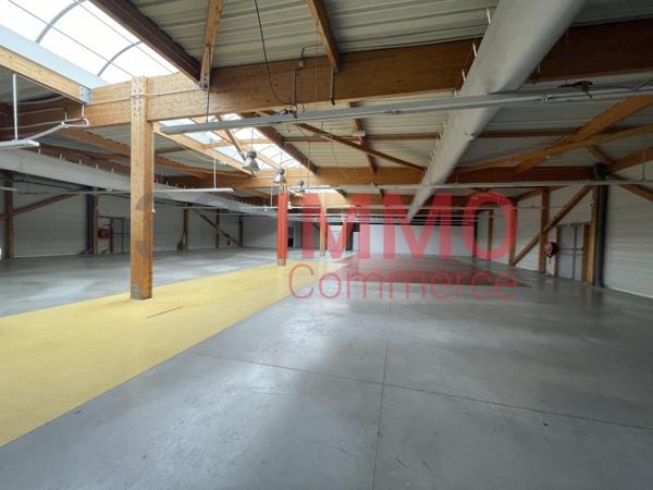 Location / Local Commercial à Niort (79000)