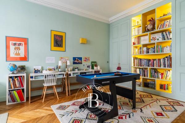 Paris 16ème, Appartement 3 Chambres -  147 m² à vendre