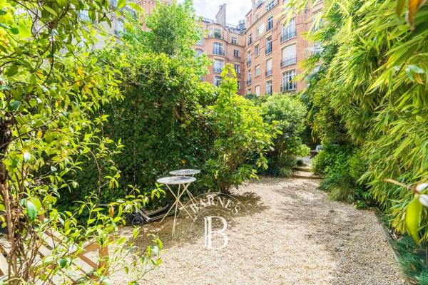 Paris 16ème, Appartement 3 Chambres -  147 m² à vendre