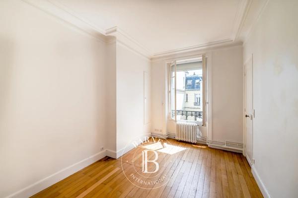 Neuilly-sur-Seine, Appartement 6 Chambres -  161 m² à vendre