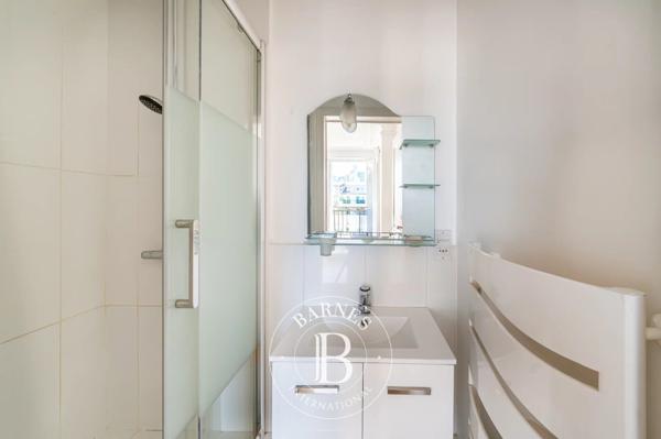 Neuilly-sur-Seine, Appartement 6 Chambres -  161 m² à vendre