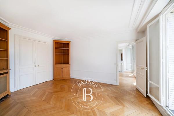 Neuilly-sur-Seine, Appartement 6 Chambres -  161 m² à vendre
