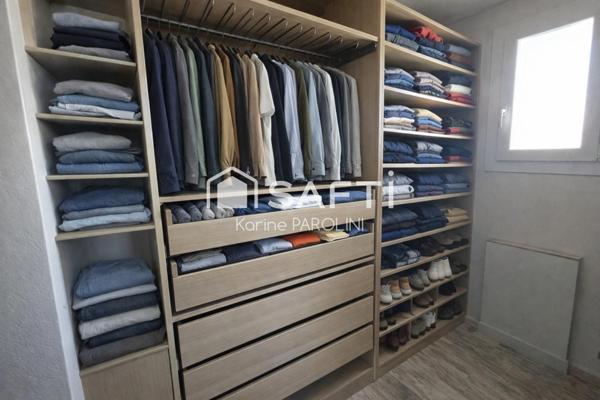 Maison rénovée avec piscine à Saint-Hilaire