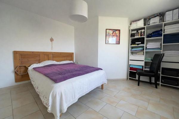 Maison rénovée avec piscine à Saint-Hilaire