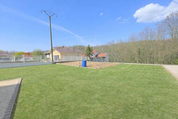 Maison rénovée avec piscine à Saint-Hilaire