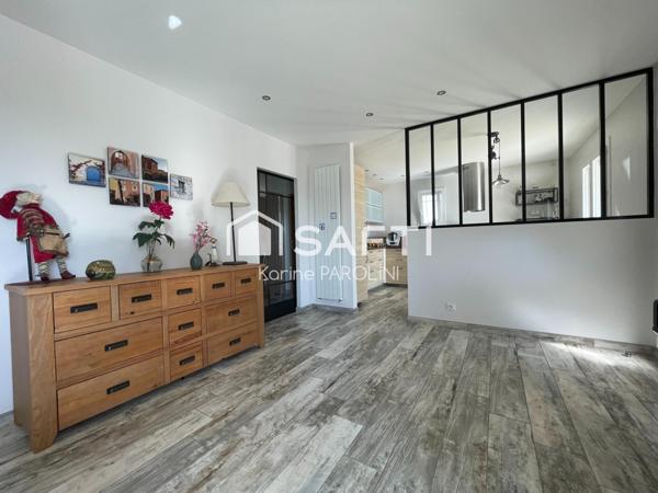 Maison rénovée avec piscine à Saint-Hilaire