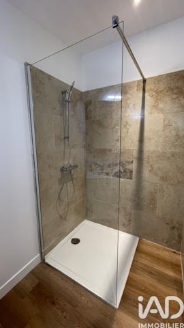 Location appartement 3 pièces 69 m² Nîmes