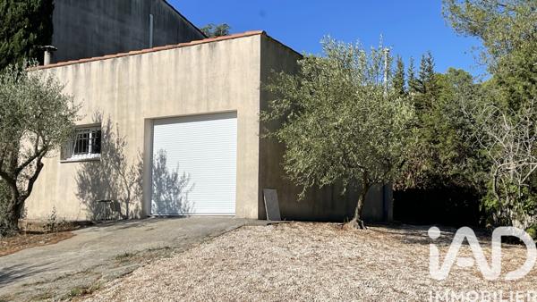 Location appartement 3 pièces 69 m² Nîmes