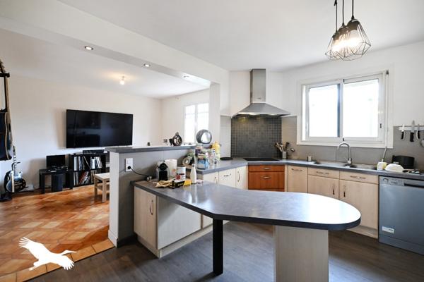 Maison à vendre |  Saint-Michel |  8 pièces | 150 m²