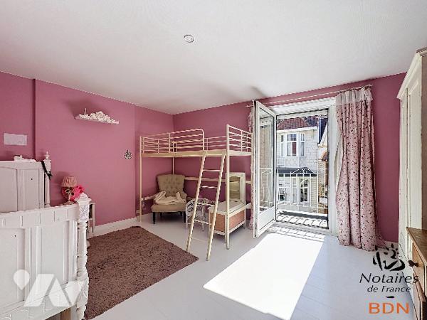 EXCEPTIONNELLE MAISON FAMILIALE À DEUX PAS DE LA DIGUE DE MALO-LES-BAINS