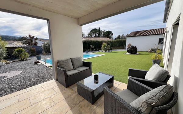 Maison à vendre    4 pièces •  Ruoms