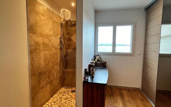 Maison à vendre    4 pièces •  Ruoms