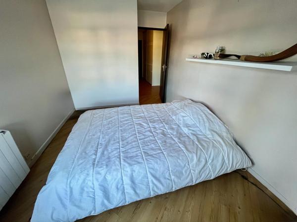 Appartement T2 spacieux avec terrasse et place de parking couvert