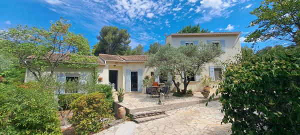 L'Isle-sur-la-Sorgue (84800) Superbe maison l'Isle sur la Sorgue