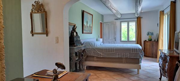 L'Isle-sur-la-Sorgue (84800) Superbe maison l'Isle sur la Sorgue