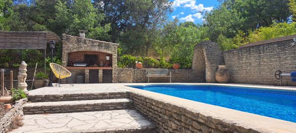 L'Isle-sur-la-Sorgue (84800) Superbe maison l'Isle sur la Sorgue