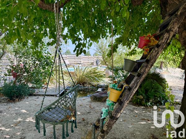 Maison à vendre 7 pièces 250 m² Camaret-sur-Aigues