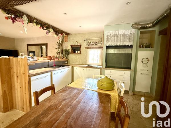 Maison à vendre 7 pièces 250 m² Camaret-sur-Aigues