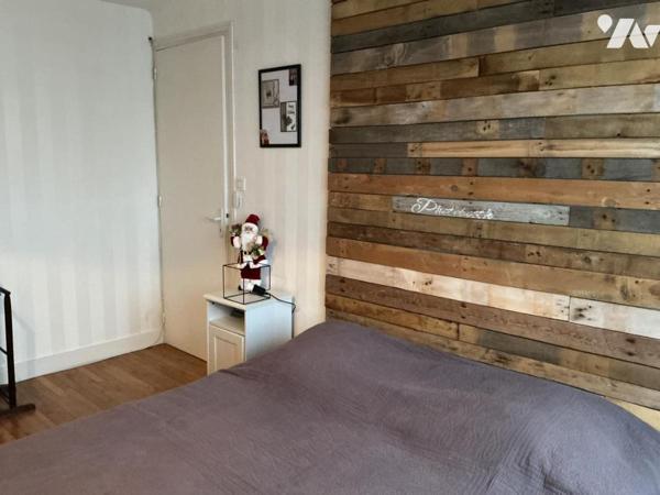 MAISON DE BOURG 5 chambres avec jardin et piscine PLOEREN