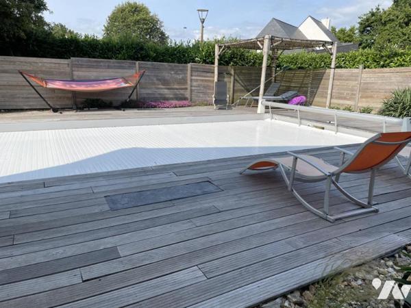 MAISON DE BOURG 5 chambres avec jardin et piscine PLOEREN