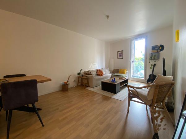 Appartement Nanterre 2 pièce(s) 49 m2 249 000 € **  - Référence  15492