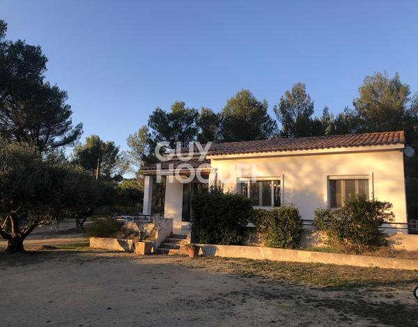 Maison Tarascon dans la garrigue sur 3205 m²