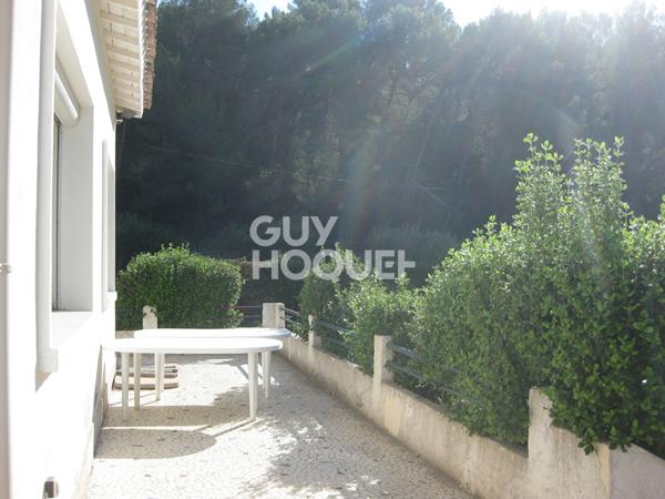 Maison Tarascon dans la garrigue sur 3205 m²