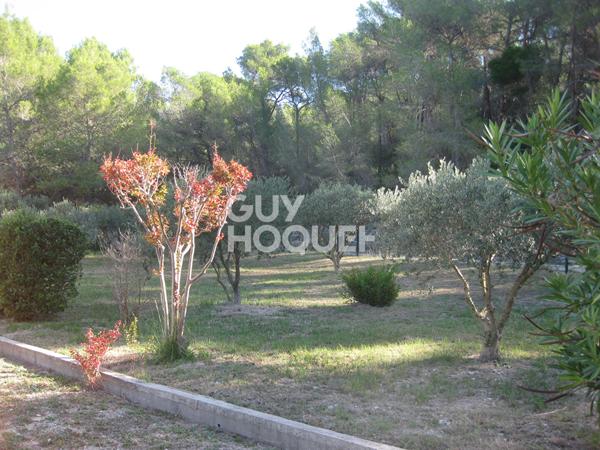 Maison Tarascon dans la garrigue sur 3205 m²