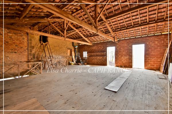 Maison à vendre 5 pièces de 71 m2 habitables avec jardin, courette, dépendances proche de NOGARO (32)