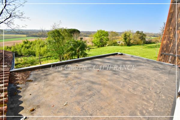 Maison à vendre 5 pièces de 71 m2 habitables avec jardin, courette, dépendances proche de NOGARO (32)