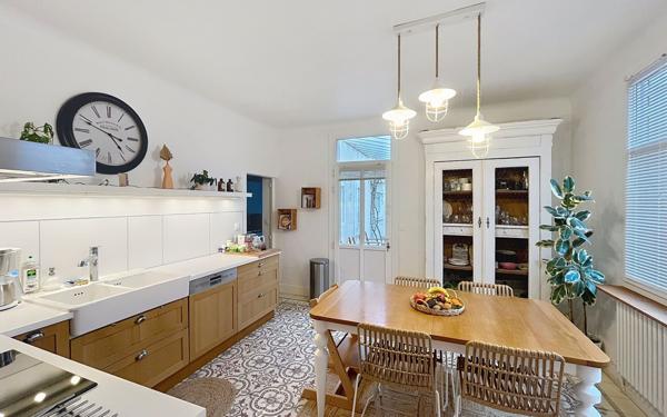 Maison à vendre    3 pièces • 92 m2 Saint-Pierre-des-Corps