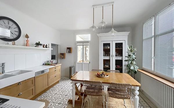 Maison à vendre    3 pièces • 92 m2 Saint-Pierre-des-Corps