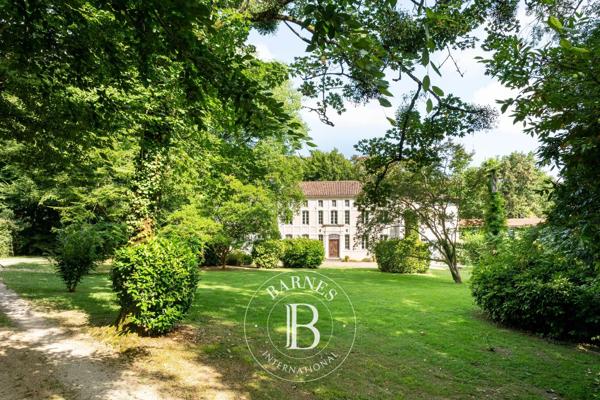 Dax, Château 7 Chambres -  700 m² à vendre