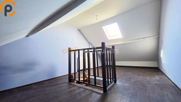 Vente
                Maison82 m² - 5 Pièces -
                    WASQUEHAL (59290)