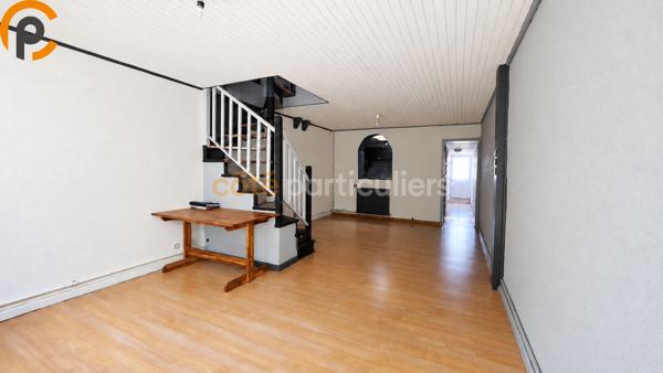 Vente
                Maison82 m² - 5 Pièces -
                    WASQUEHAL (59290)