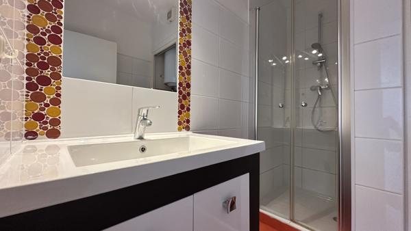 Appartement T3 en étage élevé   Annecy centre-ville