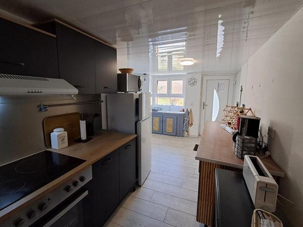 A colombier (70000) Ensemble immobilier de 2 maisons sur 33 ares de terrain à 247 500 euros