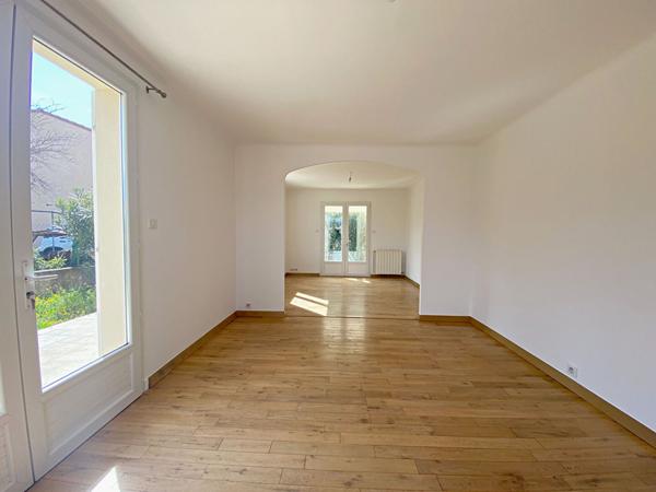 Maison Saint Cannat 3 pièce(s) 73 m2